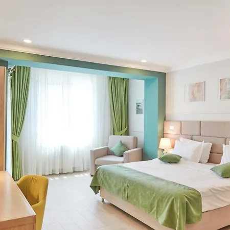 Azaleea Mamaia Nord Hotel