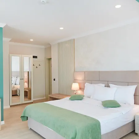Azaleea Mamaia Nord Hotel