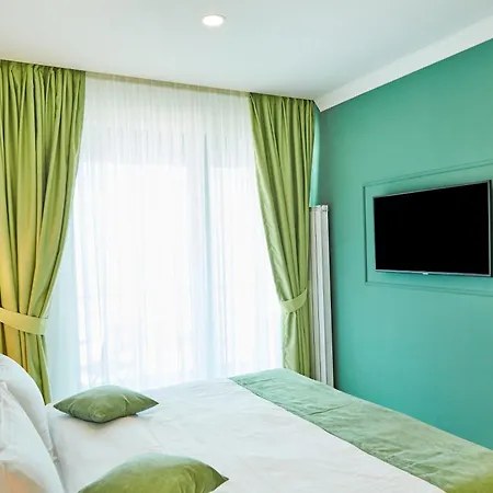 Azaleea Mamaia Nord Hotel